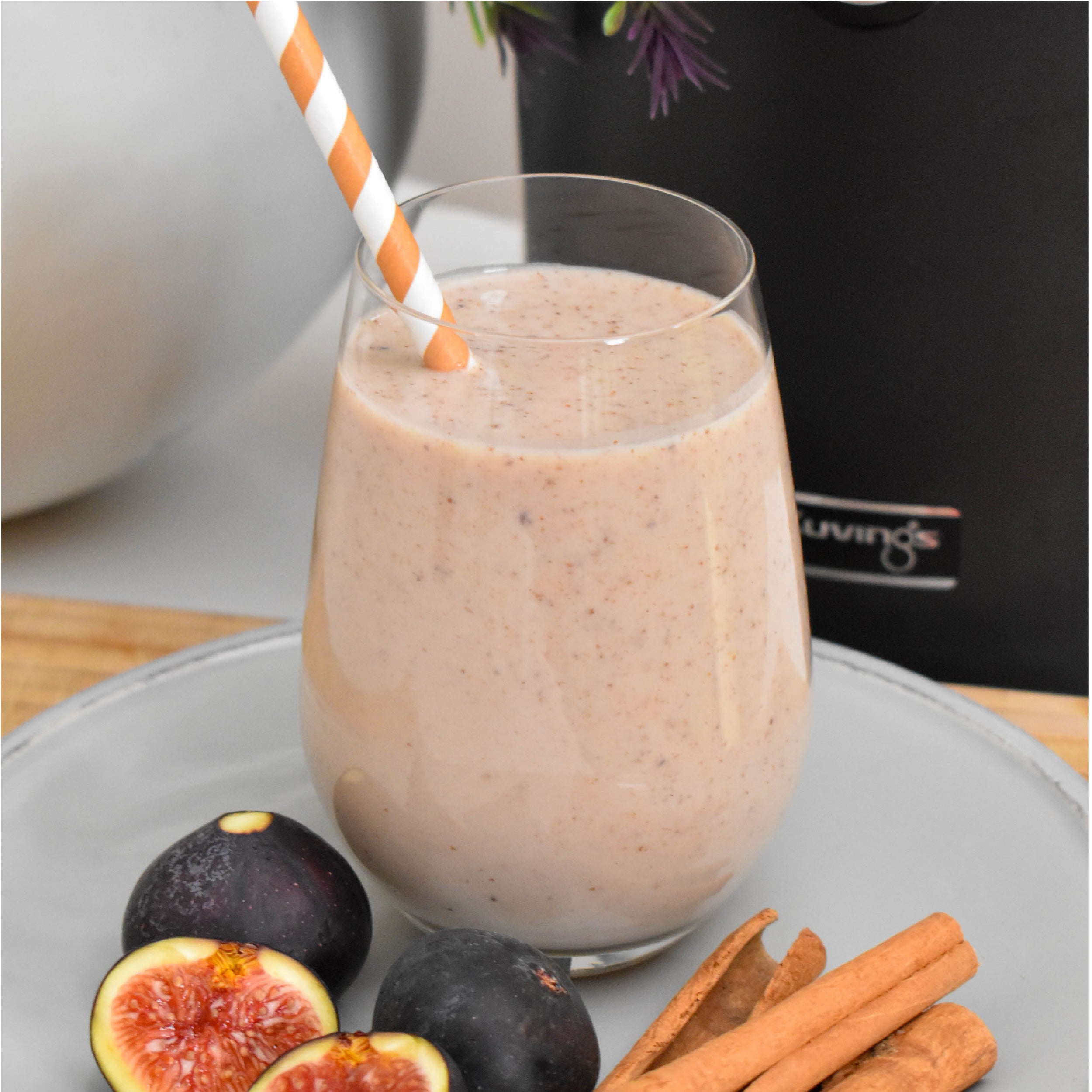 RAMADAN FIG & DATE SMOOTHIE